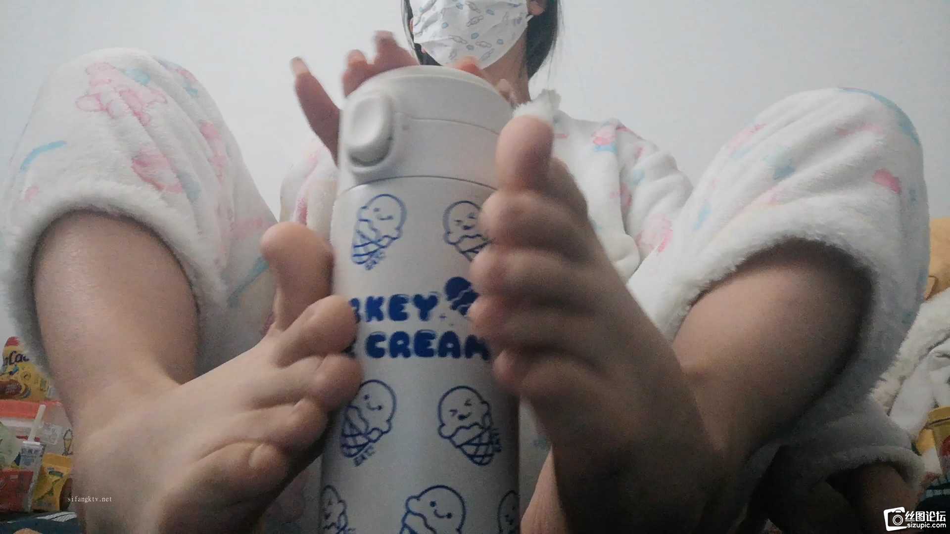 002433n8zt4r0x4p44c9rz.jpg