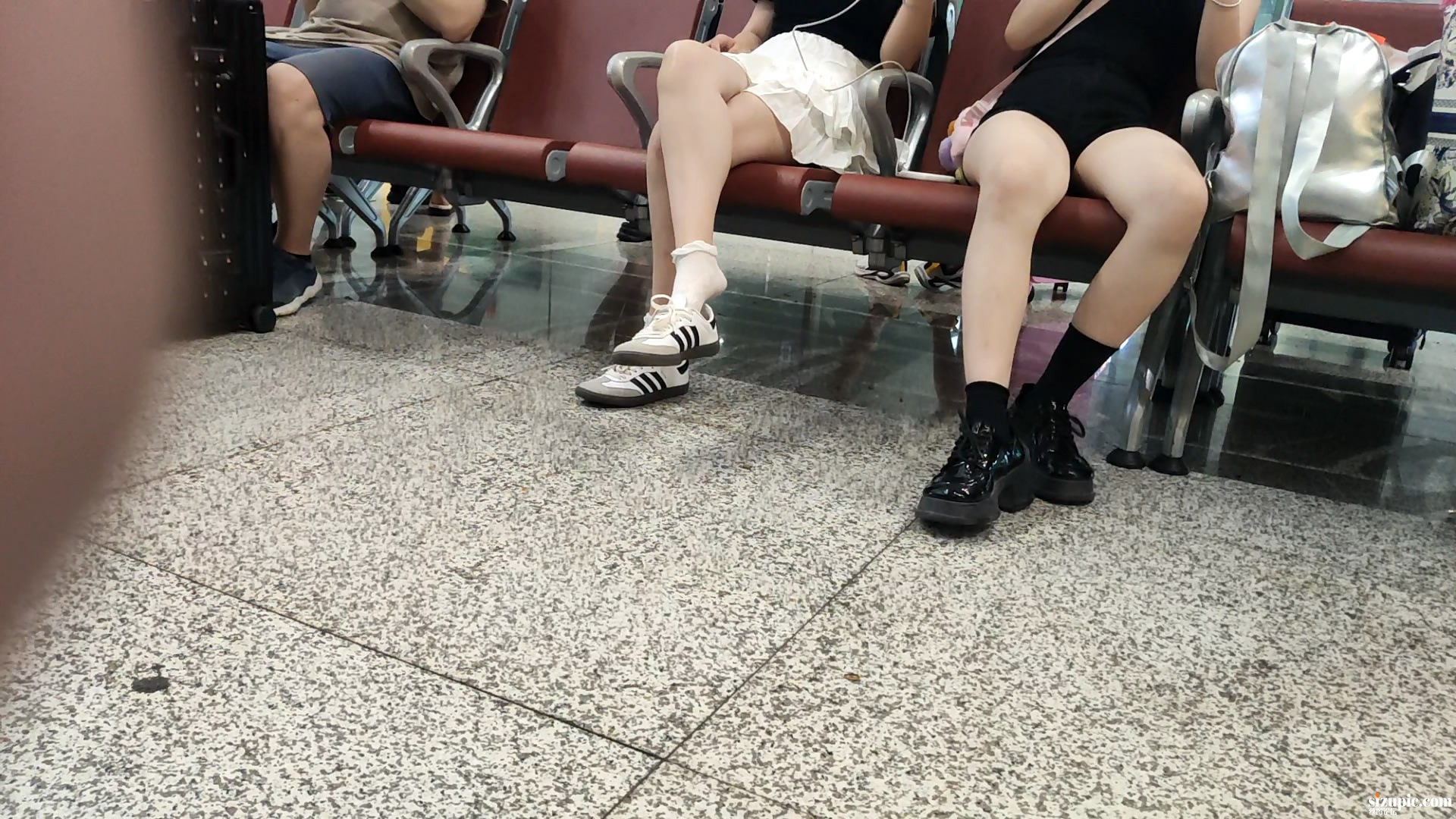 2.JPG