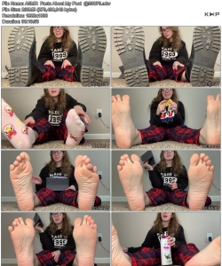 ASMR  Facts About My Feet