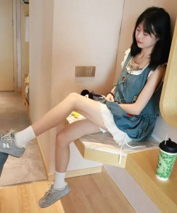 YM-У԰ѧ��-������ѡ��2025�＾��Ʒ �� ��Ƶ������ �� �����³�1V