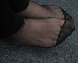 SY111С���Ըк�ɫ��˿��4K��6����